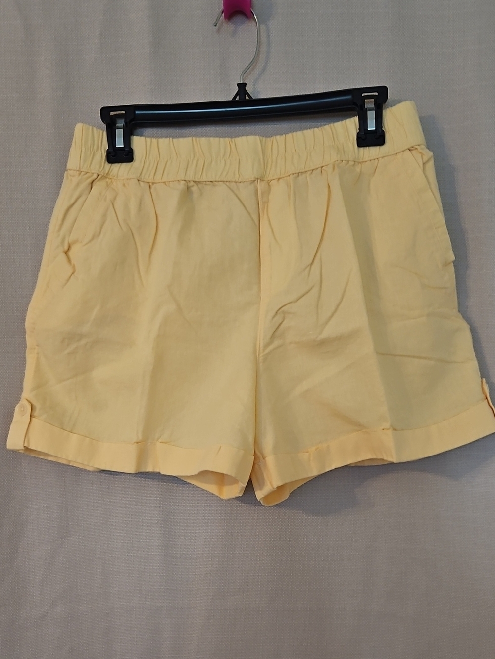 Pact Pale Yellow Women's Elastic-Waist Cuffed Shorts